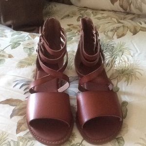 AE Outfitter Leather Sandals Size 9 Brand New
